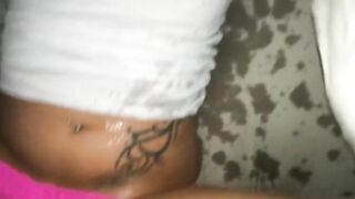 Homemade Squirting Orgasm with Girlfriend Amateur Sex