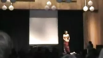 Homemade Striptease Amateur Dance by College Teens