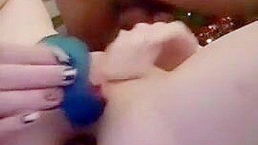 Homemade Christmas Bisexual Double Dildo Fucking with Amateur Anal Strokes