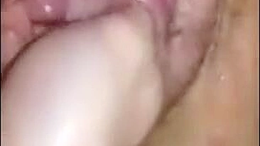 Homemade Fisting Orgasm with Chubby Girl Masturbating Amateur BBW