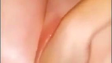 Homemade Fisting Orgasm with Chubby Girl Masturbating Amateur BBW