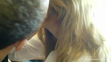 Homemade Blowjob in Public Park with Cumshot