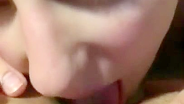 Homemade Amateur Rim Job & Salad Tossing with Naughty Girlfriend