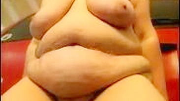 Homemade Fat BBW Masturbates with Big Tits on Trailer Hitch!