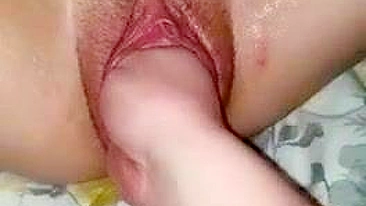 MILF Wife Homemade Fisting Porn Video with Cum Shots