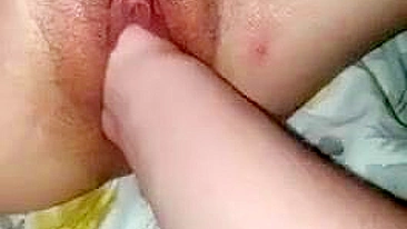 MILF Wife Homemade Fisting Porn Video with Cum Shots