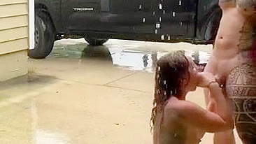 Homemade Blowjob in the Tropics with Cumshot Facials