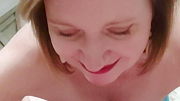 Homemade MILF Sucks Cock in Hot Webcam Session