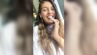 Homemade Masturbation Amateur Babe in Public Porn