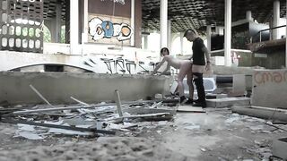 Amateur Couple Public Fucking in Abandoned Ruins