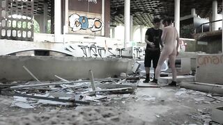 Amateur Couple Public Fucking in Abandoned Ruins