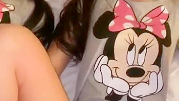 Homemade Threesome with Twins - Amateur Group Sex