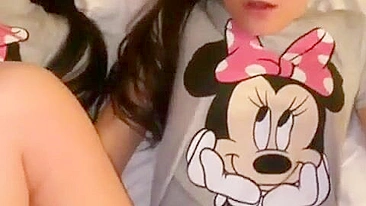 Homemade Threesome with Twins - Amateur Group Sex