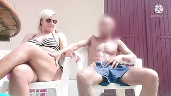 Homemade Sex with Chubby MILF Neighbor - Amateur BBW Handjob Cumshot