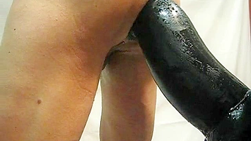 Huge Dildos & Fists in Homemade Gay Anal Sex