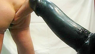 Huge Dildos & Fists in Homemade Gay Anal Sex