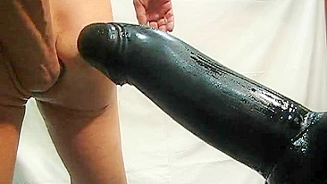 Huge Dildos & Fists in Homemade Gay Anal Sex