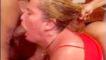 MILF Big Ass Gets Fucked Hard & Rough in Amateur Threesome with BBC & Bbw