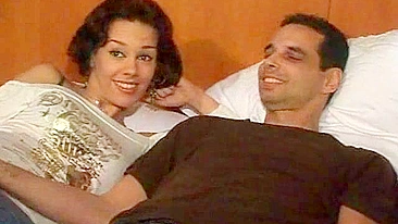 Amateur Swinger Couple Bisexual Threesome with Lesbian MILF