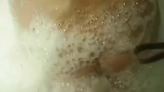 College Teens' Homemade Gangbang in the Bathtub