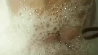 College Teens' Steamy Threesome in the Bath