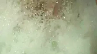 College Teens' Steamy Threesome in the Bath