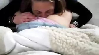 Amateur Lesbians Feed Each other Asses in Homemade Threesome