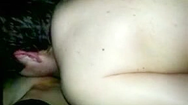 Homemade Threesome with Sexy Slut Swallowing Cum