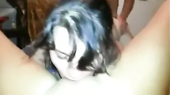 Amateur Bisexual Threesome with Cunnilingus and Group Sex