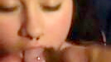 Messy Cumshots and Huge Facials with Amateur Teens in Homemade 3Sum
