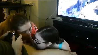 Teen Threesome Blowjob Amateur Group Sucking CIM Swallow Homemade Porn