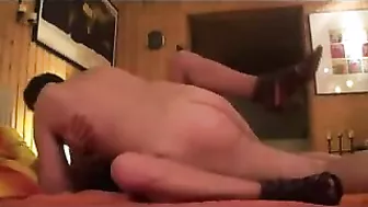 Amateur Homemade Threesome with Loaned Wife & Cuckold Hubby