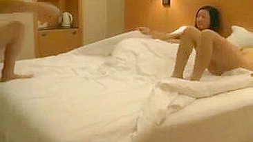 Japanese Amateur Threesome Fucking 2 Asian Friends in Hotel