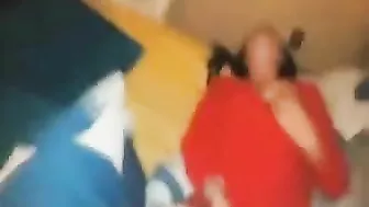 Amateur Lesbians Lick Pussy in Homemade Threesome