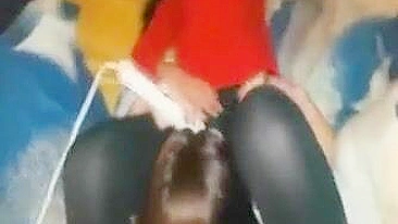 Amateur Lesbians Lick Pussy in Homemade Threesome