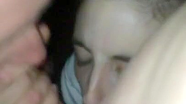 Amateur Sluts' Threesome Blowbang Cumshot Facial