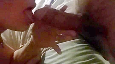 Homemade Hotwife Blowjob Cuckold Stranger Amateur