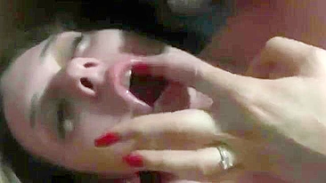 Interracial Swingers' Wife Gets Double Facial from BBC & Hubby