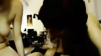 Amateur Threesome Blowjob Cum Swap