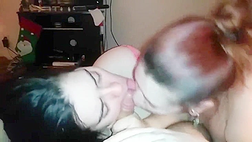 College Sluts' Bisexual Threesome with Amateur Blowjobs and FFM Sucking