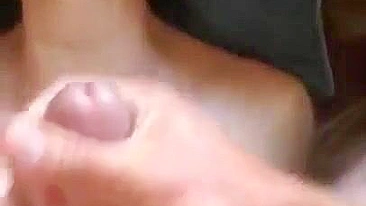 Mutual Cumslut Orgasm - Amateur Brunette Facial Cumshot