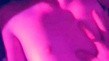 Amateur Threesome with Cuckold and FMM Ganbang in Homemade Swinger Group Sex