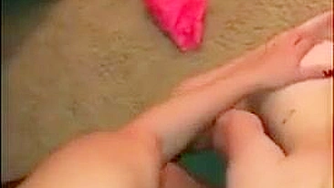 Amateur Bisexual Threesome - Hot Lesbian Group Sex