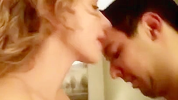 Horny Sluts' Threesome Amateur Gangbang