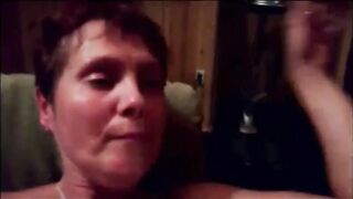 MILF Threesome Amateur Group Sex on Homemade Video