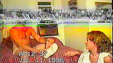 Amateur FMM Threesome on Vintage '90s Camcorder