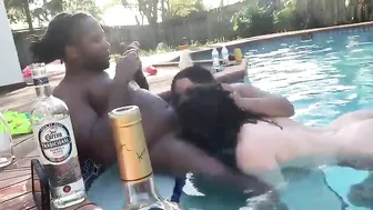 Interracial Spring Break Orgy in Pool with BBC & Blowjobs - Amateur Group Sex Party