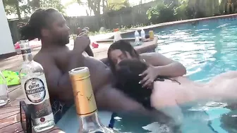 Interracial Spring Break Orgy in Pool with BBC & Blowjobs - Amateur Group Sex Party