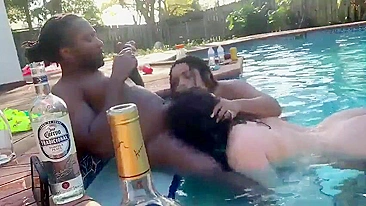 Interracial Spring Break Orgy in Pool with BBC & Blowjobs - Amateur Group Sex Party