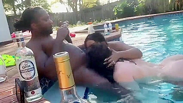 Interracial Spring Break Orgy in Pool with BBC & Blowjobs - Amateur Group Sex Party